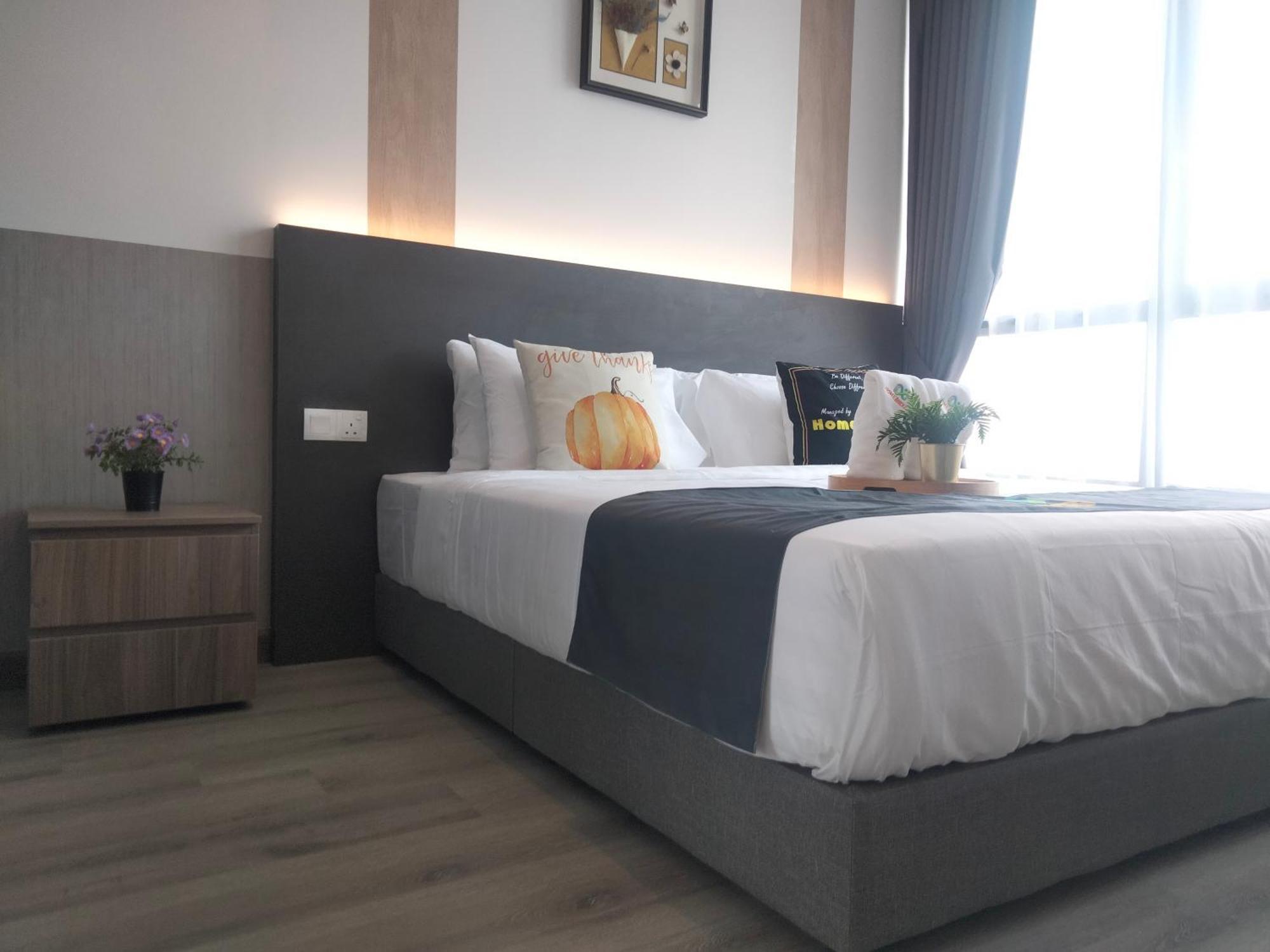 Bangsar South Botanical I Bed & Pillow 쿠알라룸푸르 외부 사진